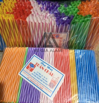 ỐNG HÚT NHỰA PHI 12 ỐNG HÚT NHỰA PHI 12